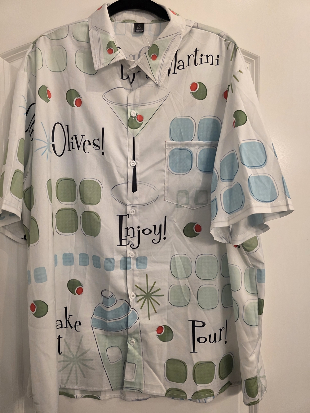 Men's White Martini Graphic Short-Sleeve Button-Down Shirt